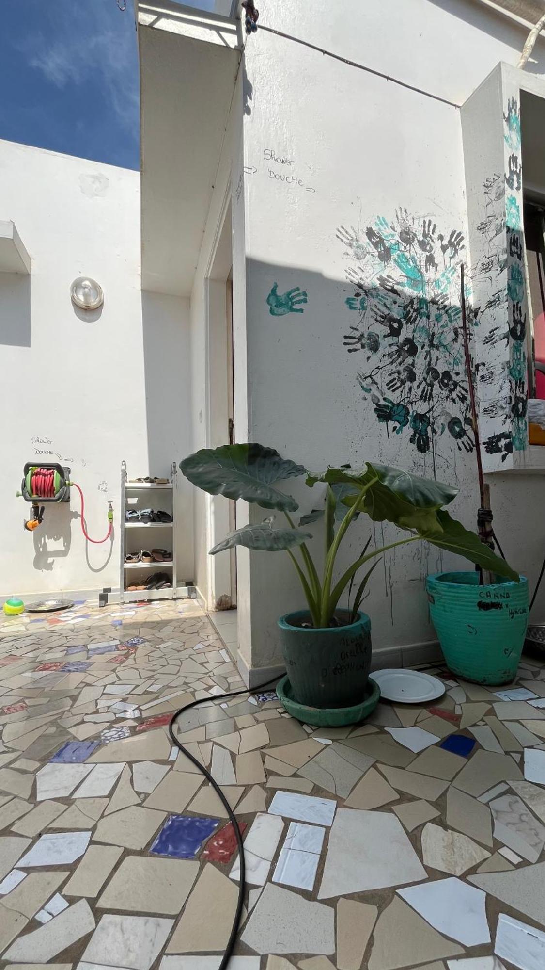 Dar Dyali Rooftop ⁿᵉᵃʳ ⁿᵍᵒʳ ᵇᵉᵃᶜʰ ᵃⁿᵈ ⁱˢˡᵃⁿᵈ Dakar Luaran gambar