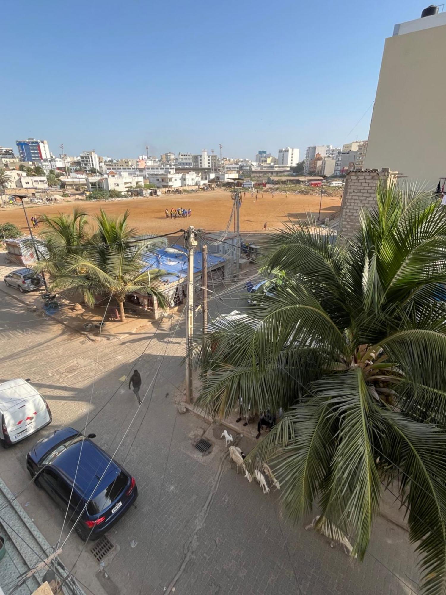 Dar Dyali Rooftop ⁿᵉᵃʳ ⁿᵍᵒʳ ᵇᵉᵃᶜʰ ᵃⁿᵈ ⁱˢˡᵃⁿᵈ Dakar Luaran gambar