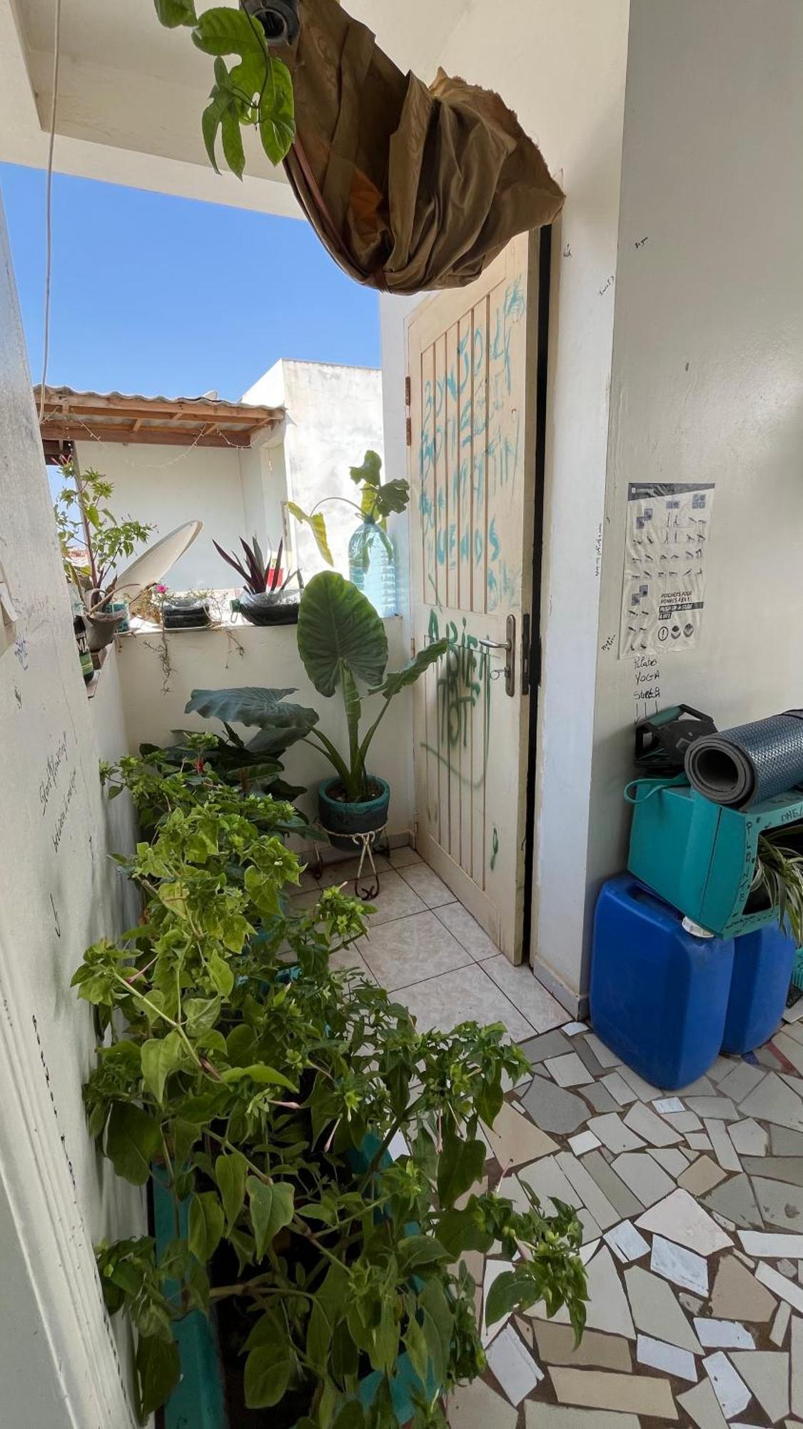 Dar Dyali Rooftop ⁿᵉᵃʳ ⁿᵍᵒʳ ᵇᵉᵃᶜʰ ᵃⁿᵈ ⁱˢˡᵃⁿᵈ Dakar Luaran gambar
